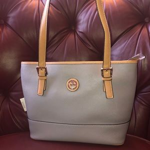 NWT Giani Bernini Purse • Light Grey